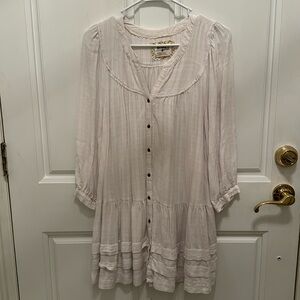 Holding horses ruffle top s